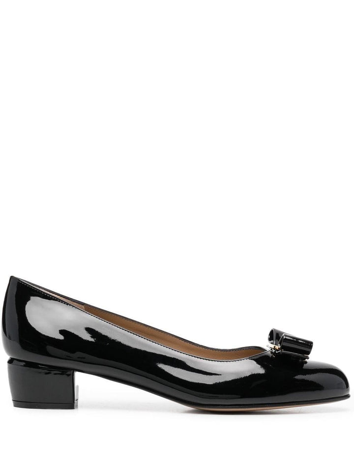 Ferragamo With Heel Black