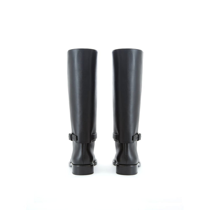 Burberry Elegant Leather Boots in Timeless Black